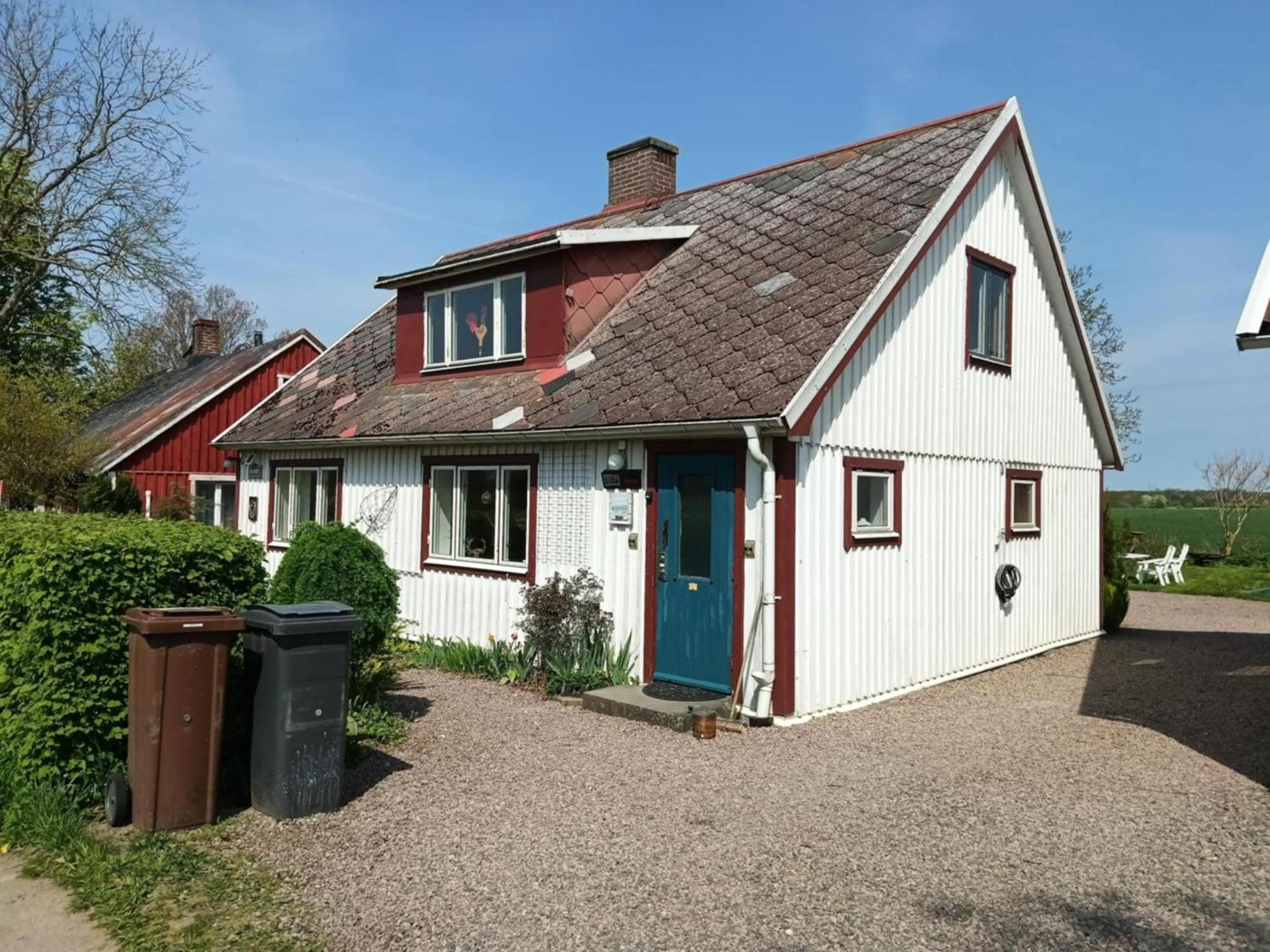 Holiday home Lilla Roeda Halmstadby 3524,
